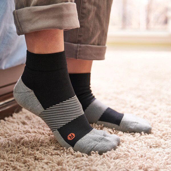 No. 8 Quarter Length Socks Black
